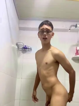 Cam4 Free Live Porn of saloandalex