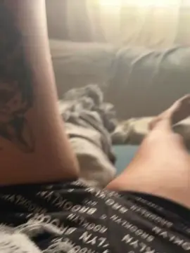 Cam4 Watch Live Sex Cams of Yiyafox