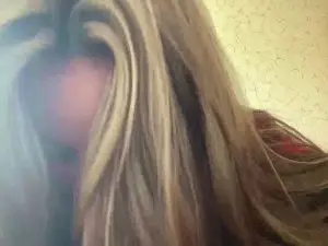 Cam4 Live Sex of CarolinaToo