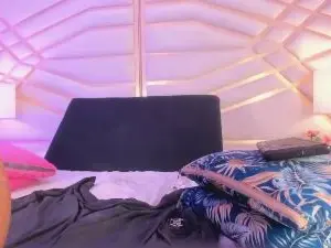 Cam4 Watch Live Sex Cams of Linda_Ebony