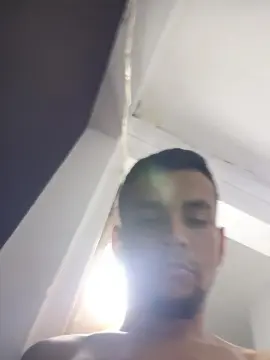 Cam4 Private Sex Chat of Max_hardPig