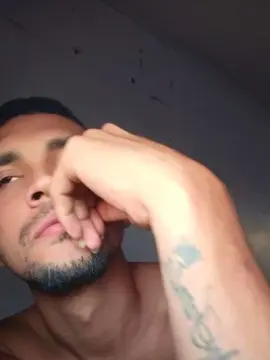 Cam4 Watch Live Sex Cams of Max_hardPig