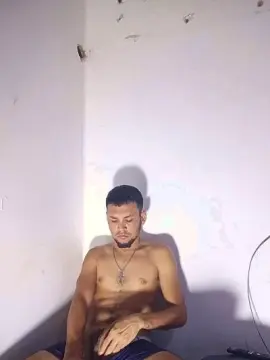 Cam4 Free Porn Cam of Max_hardPig