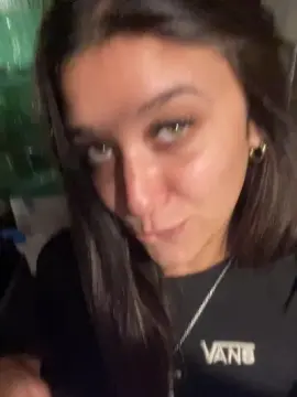 Cam4 Live Porn of Chinitax22