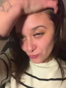 Cam4 Private Sex Chat of Chinitax22