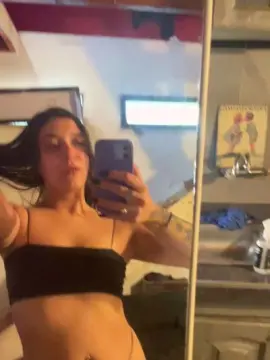 Cam4 Live Sex Cam of Chinitax22