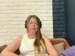 Cam4 Best live sex cam show of LouisMousseau