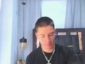 Cam4 Private Sex Chat of HunterHeat_