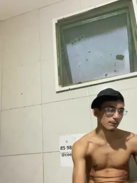 Cam4 Live Sex of coebranquinx