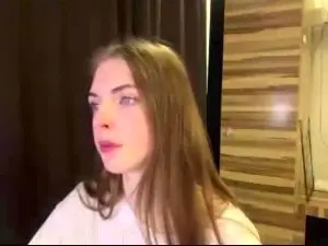 Cam4 Nude Webcam of TyraTinkey