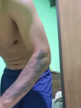 Cam4 Free Live Porn of guilher67