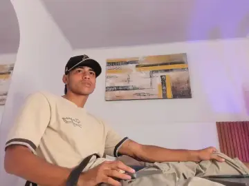 Cam4 Adult Video Chat of zander_20