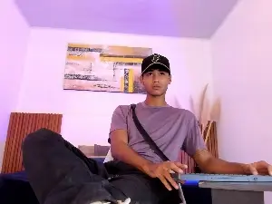 Cam4 Adult Video Chat of zander_20