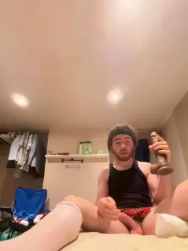 Cam4 Private Sex Chat of BustyBoy