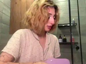Cam4 Live Sex Cam of MarielGuynup