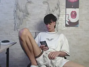 Cam4 Sex Cam of alex_milo_kairo