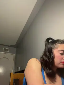 Cam4 Watch Live Sex Cams of Yurfavwhitesnow