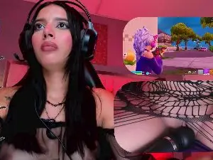 Cam4 Free Live Porn of SweetieCloe