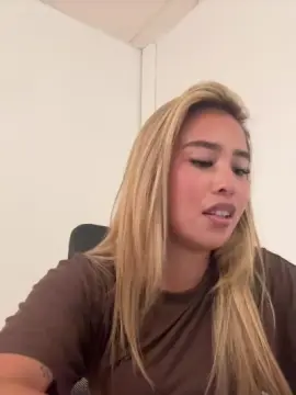 Cam4 Live Porn of justbribri01