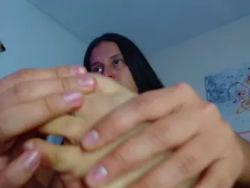 Cam4 Watch Live Sex Cams of valentiny_villa