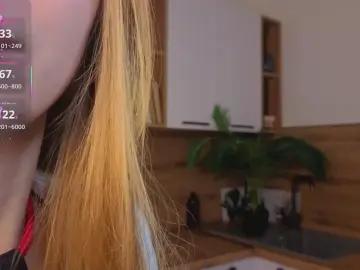 Cam4 Live Sex of LaurieGutierrez