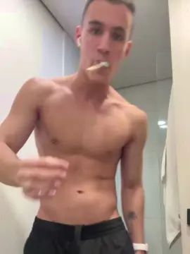 Cam4 Adult Webcam of LeoDelvey_