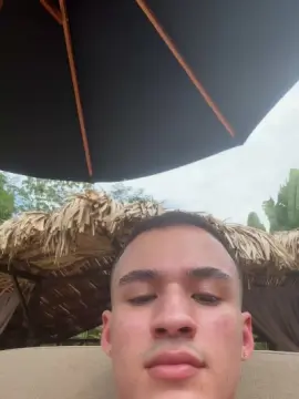 Cam4 Live Porn of LeoDelvey_