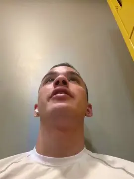 Cam4 Sex Chat of LeoDelvey_