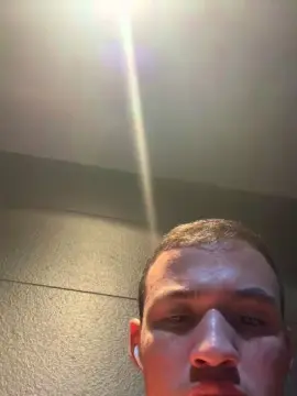 Cam4 Live Porn of LeoDelvey_