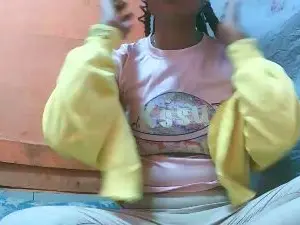 Cam4 Live Porn of YummyEmma