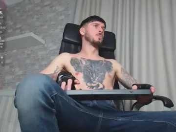 Cam4 Live Sex Cam of JonahShaw