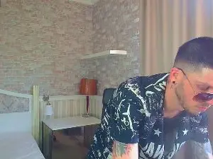 Cam4 Watch Live Sex Cams of JonahShaw