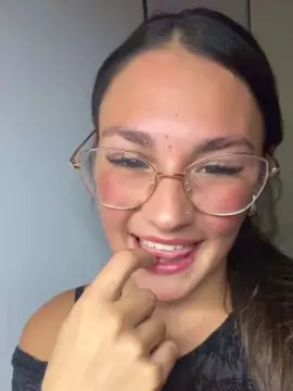 Cam4 Live Sex Cam of NickyDvich