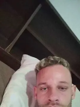 Cam4 Nude Webcam of rodrigo39600