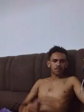 Cam4 Sex Cam of Felipecavalao