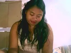 Cam4 Live Sex Cam of Finoana_nasty