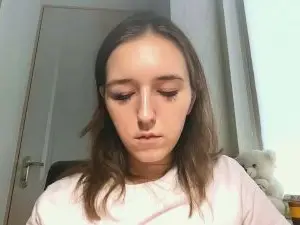 Cam4 Nude Webcam of JeanineSchill