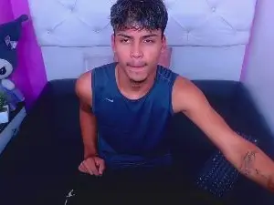 Cam4 Nude Webcam of angel_foxc_