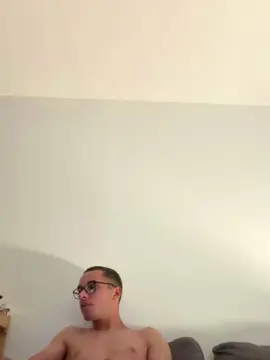 Cam4 Sex Cam of clem_hot_sexy