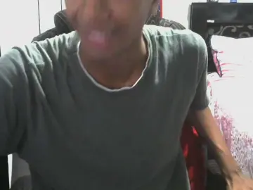 Cam4 Free Live Porn of melissaopikas