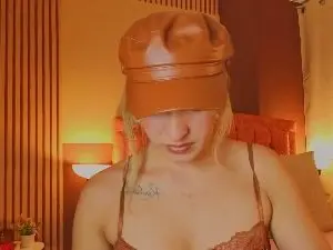 Cam4 Watch Live Sex Cams of Wini_fer