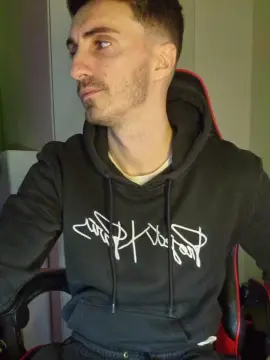 Cam4 Live Sex Cam of BOSSBULLY