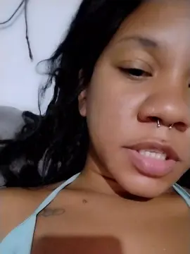 Cam4 Free Live Porn of Fernovinha