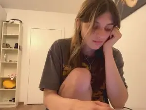 Cam4 Nude Webcam of BreanaHelmle