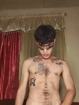 Cam4 Sex Chat of Axel_sex69