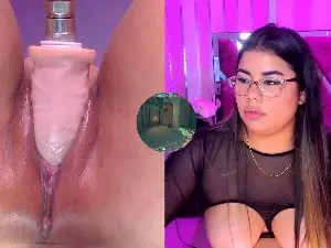 Cam4 Live Sex of HoneyBoo_