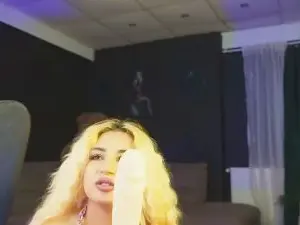 Cam4 Live Porn of AstridJade