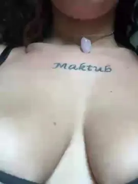 Cam4 Free Live Porn of mermaidblue