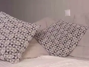 Cam4 Live Porn of GloriaLorey