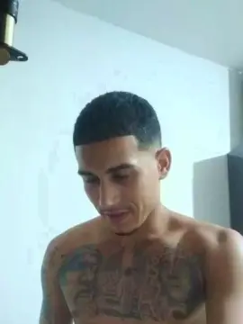 Cam4 Sex Cam of Gui_carioca7